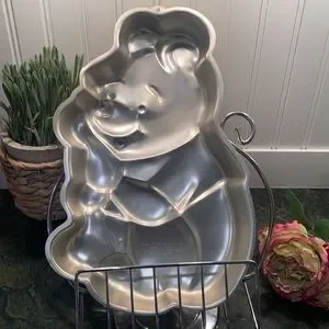 Wilton Kitchen Wilton Winnie The Pooh Cake Pan Poshmark